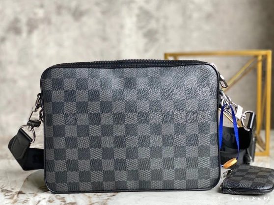 Affordable MESSENGER TRIO LOUIS VUITTON 0815
